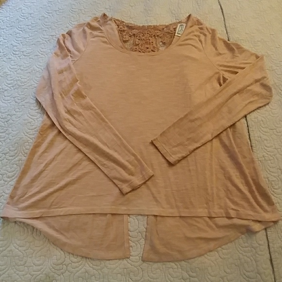 Top/Blouse - Picture 2 of 6